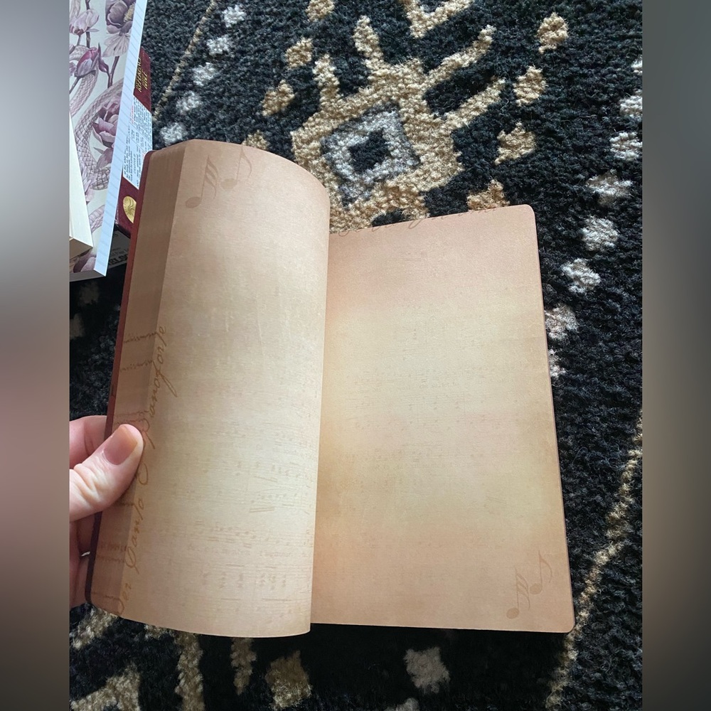 Musical Note Journal with Treble Clef Design - Picture 2 of 3